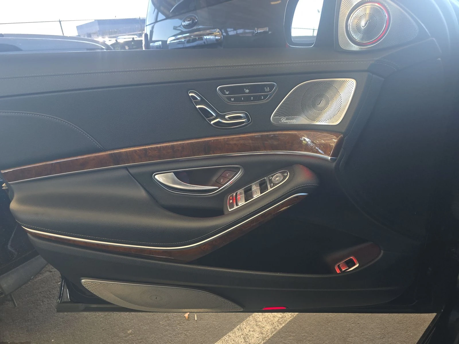 Mercedes-Benz S 550  - изображение 8