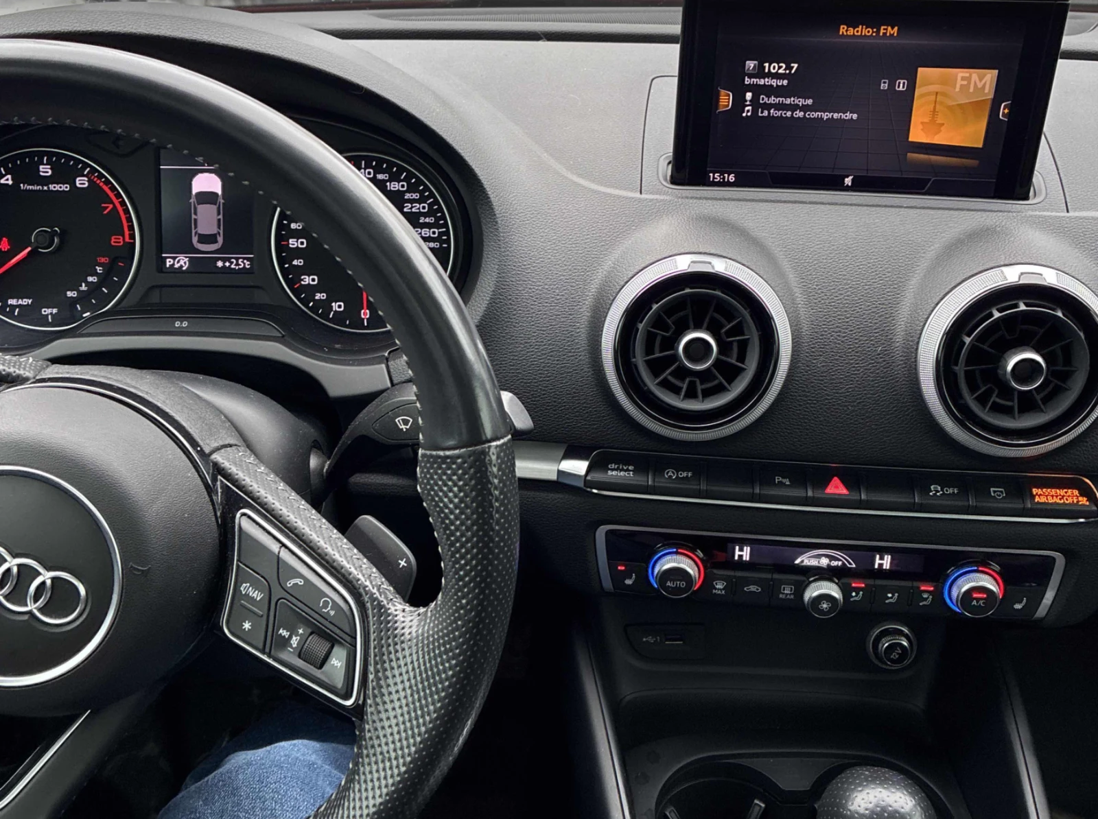 Audi A3 progressiv* Line Ass* CAMERA* CARFAX, снимка 10 - Автомобили и джипове - 53990998