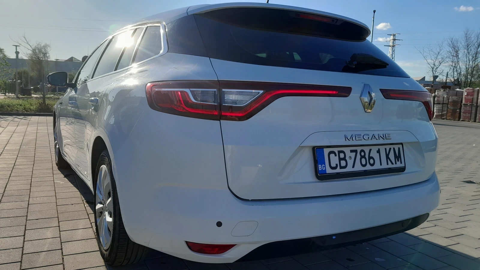 Renault Megane 1.6 ГАЗ, снимка 4 - Автомобили и джипове - 54498197