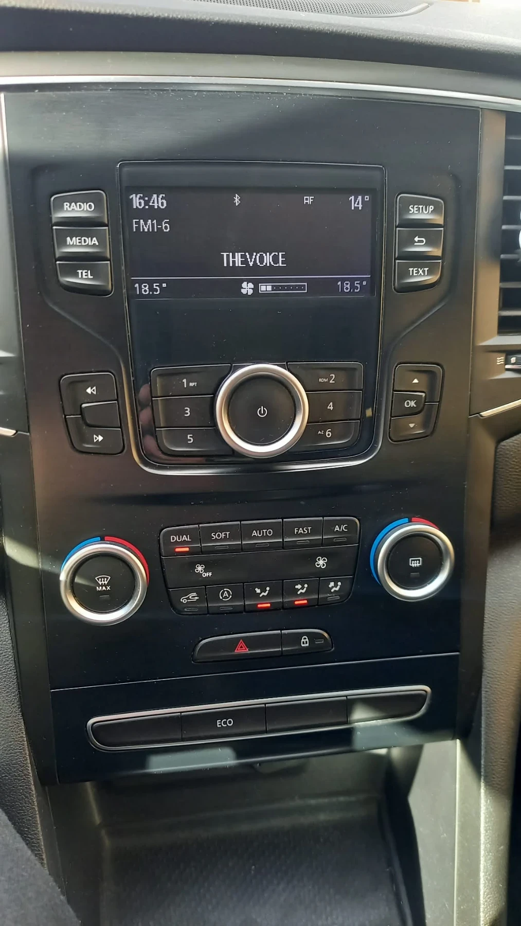 Renault Megane 1.6 ГАЗ, снимка 10 - Автомобили и джипове - 54498197