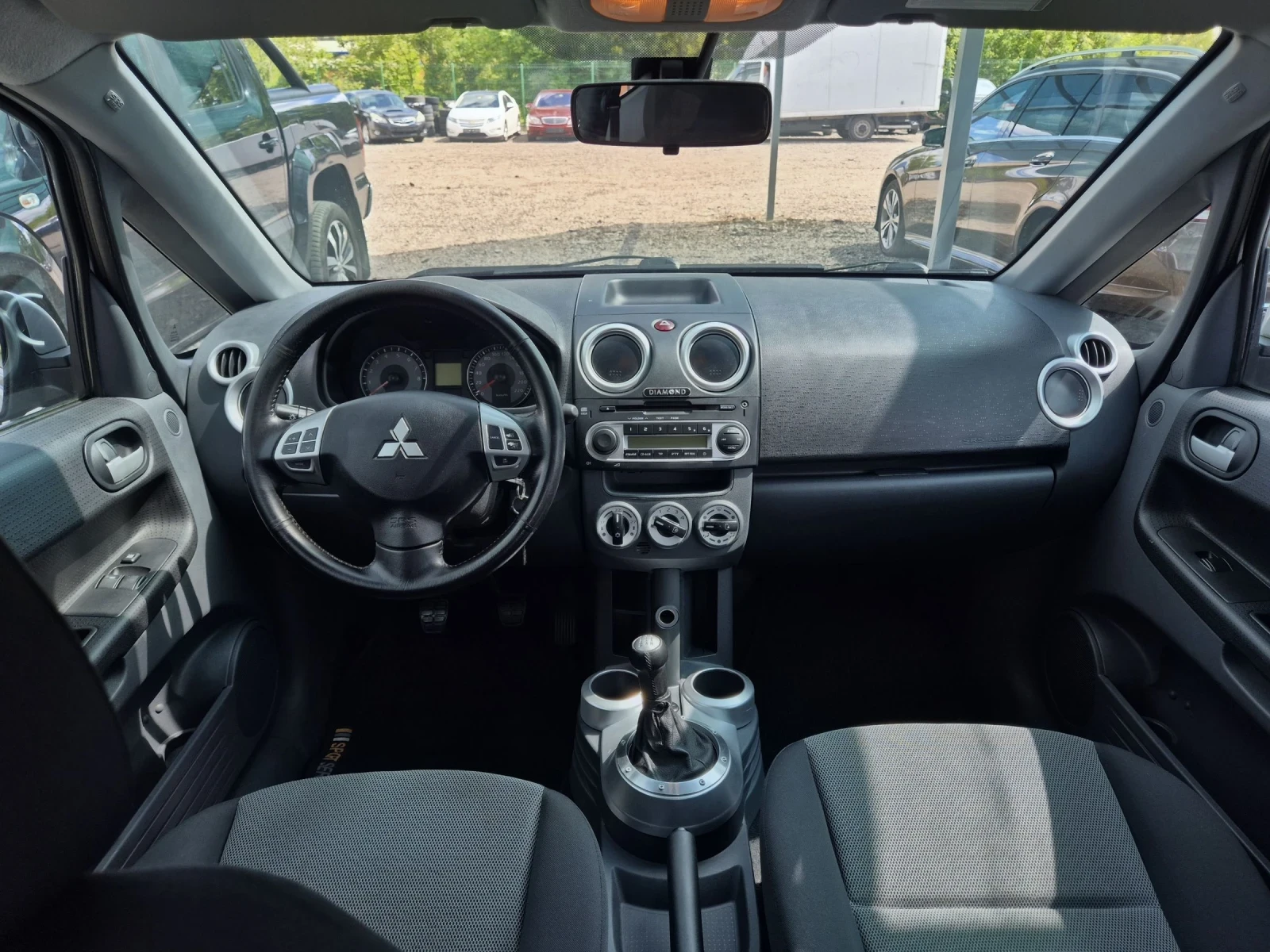 Mitsubishi Colt 1.3i DIAMOND FACE , снимка 10 - Автомобили и джипове - 54595473