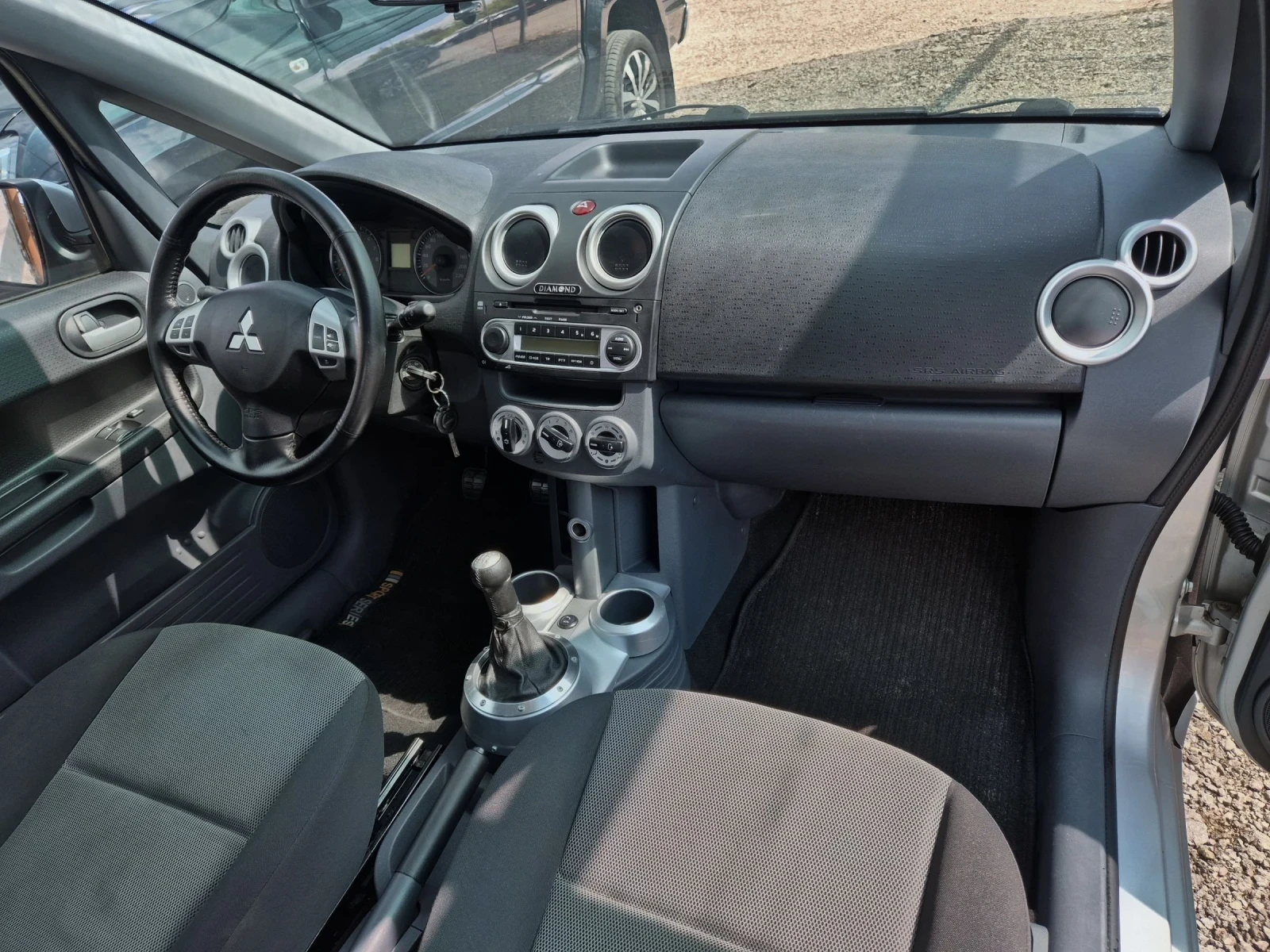 Mitsubishi Colt 1.3i DIAMOND FACE , снимка 11 - Автомобили и джипове - 54595473