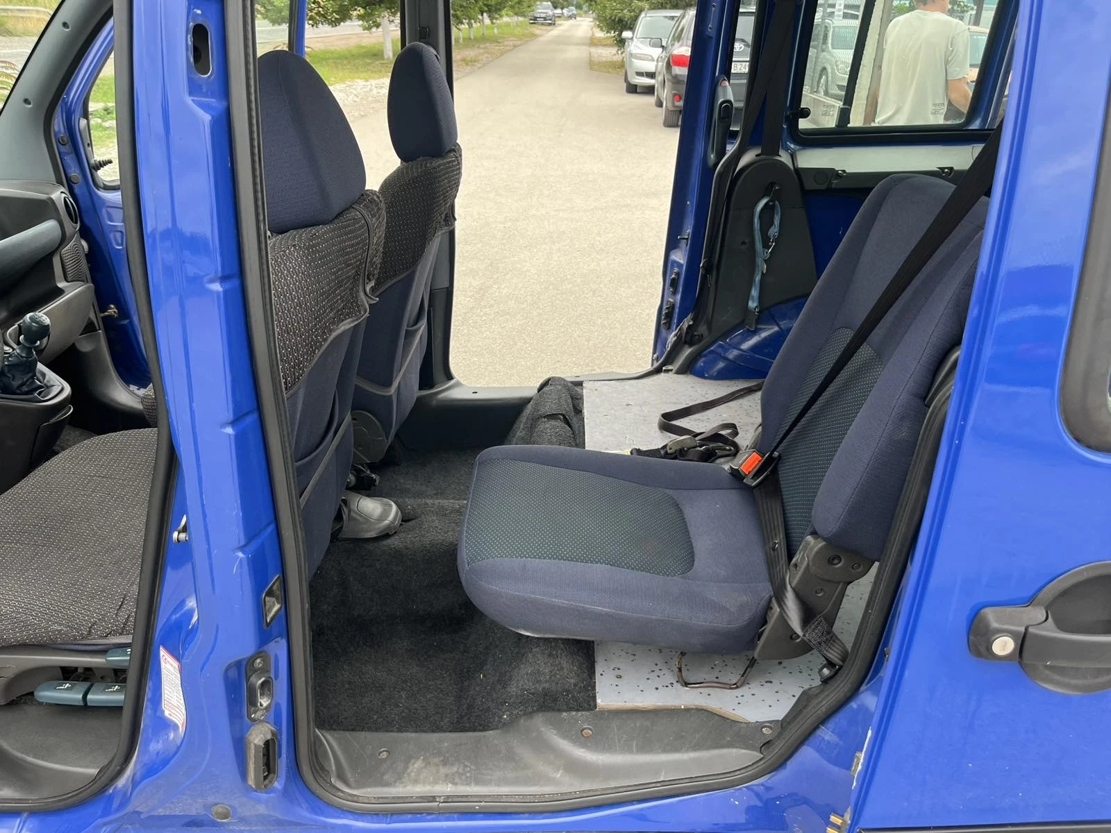 Fiat Doblo 1.6I 103кс  КЛИМАТИК , снимка 9 - Автомобили и джипове - 55138098