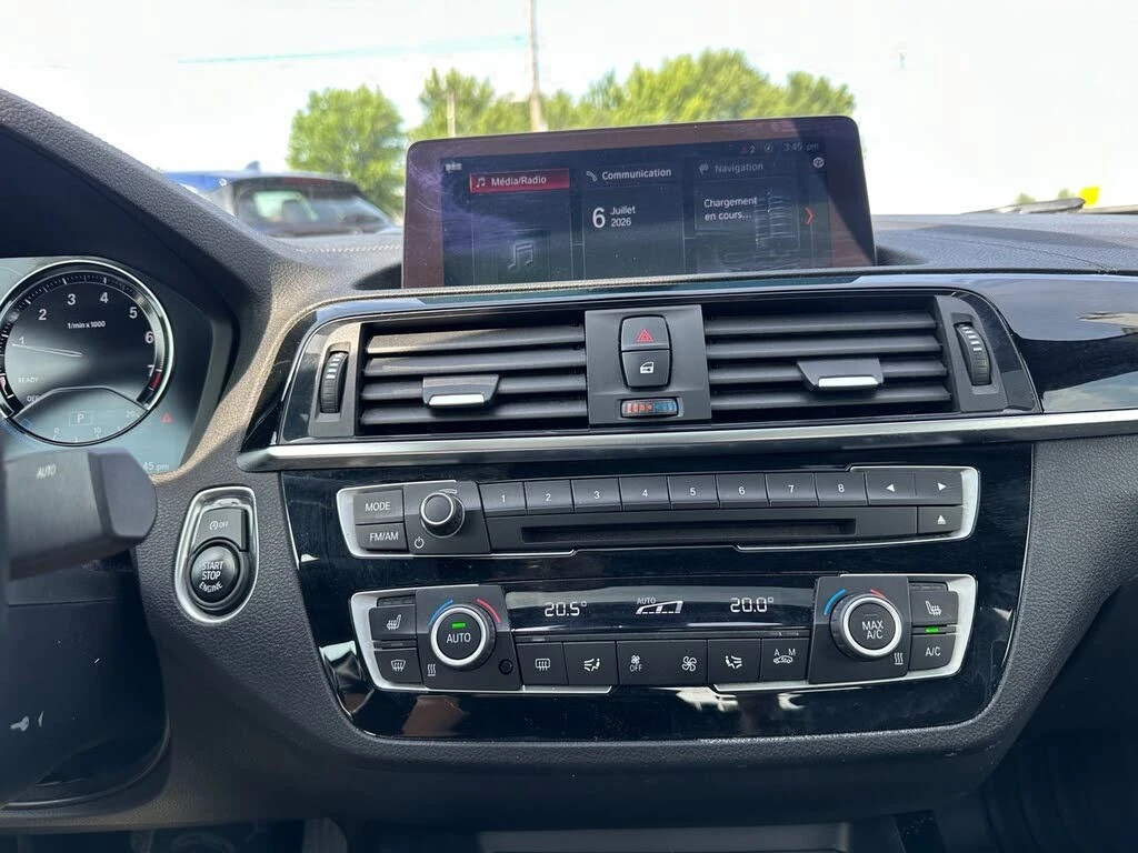 BMW 230 xDrive* MPACK* ПОДГРЕВ* КАМЕРА* SUNROOF* , снимка 15 - Автомобили и джипове - 55458546
