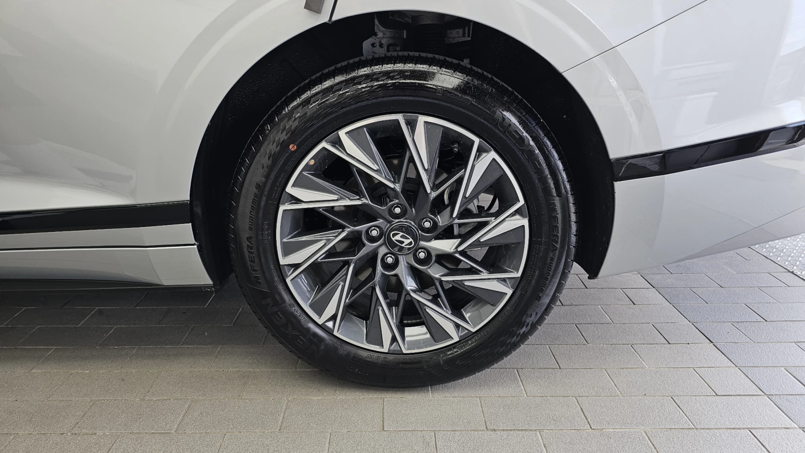 Hyundai Grandeur 2026* 1372 KM* DISTRONIK* ОБДУХ* КРАЙНА ЦЕНА, снимка 6 - Автомобили и джипове - 55484851