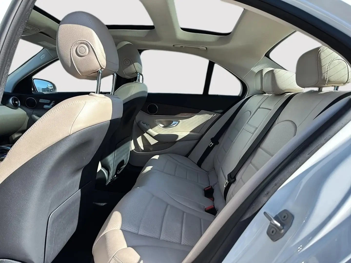 Mercedes-Benz C 300 4MATIC ���� �� �������� ���������� | Mobile.bg � ����������� 17