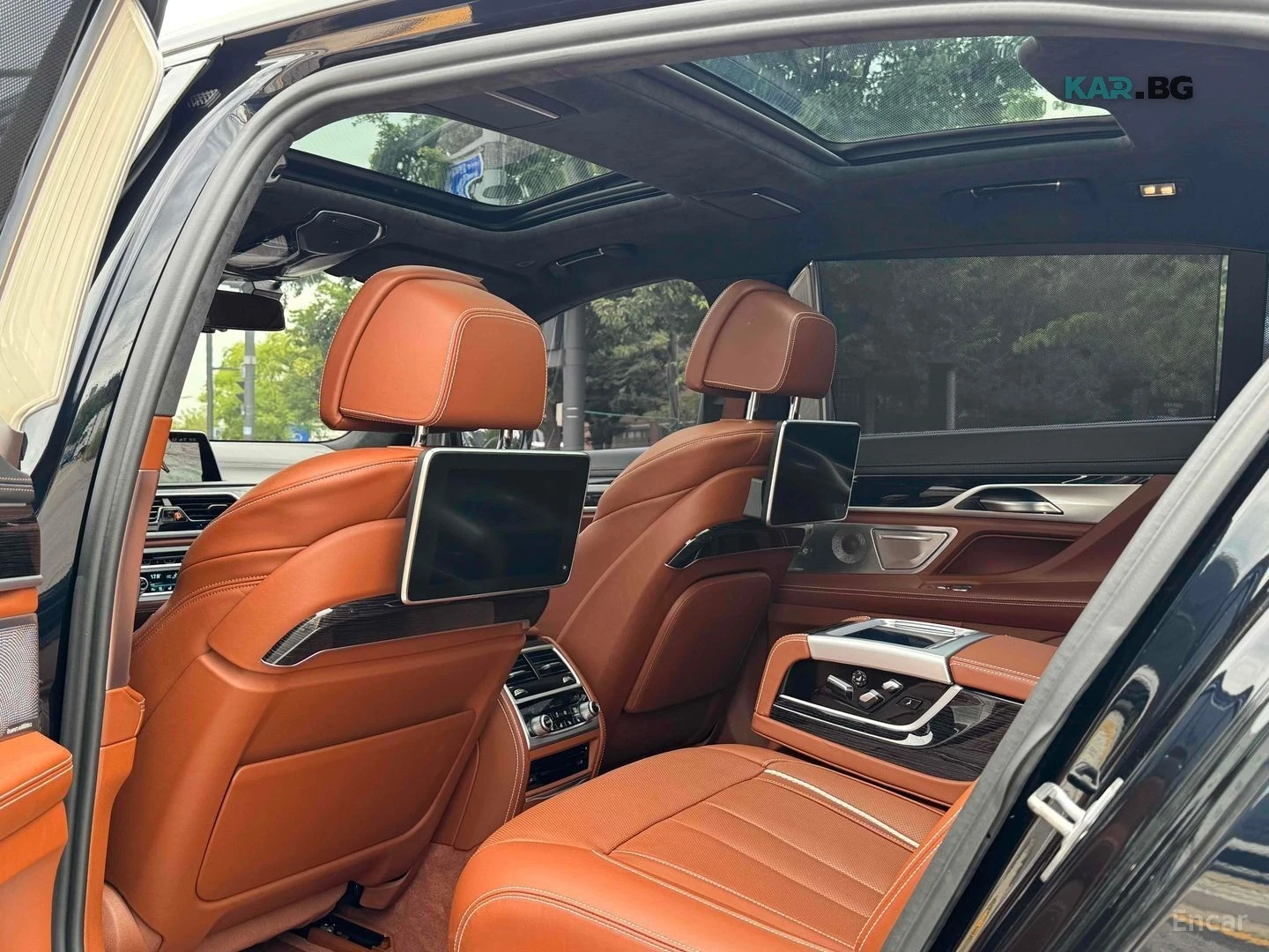 BMW 760 Li* М SPORT* Xdrive* ОБДУХВ* МАСАЖ* ТВ* 360*   , снимка 11 - Автомобили и джипове - 55832708