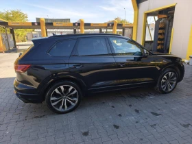 VW Touareg R-line Black Edition 4 MOTION, снимка 2