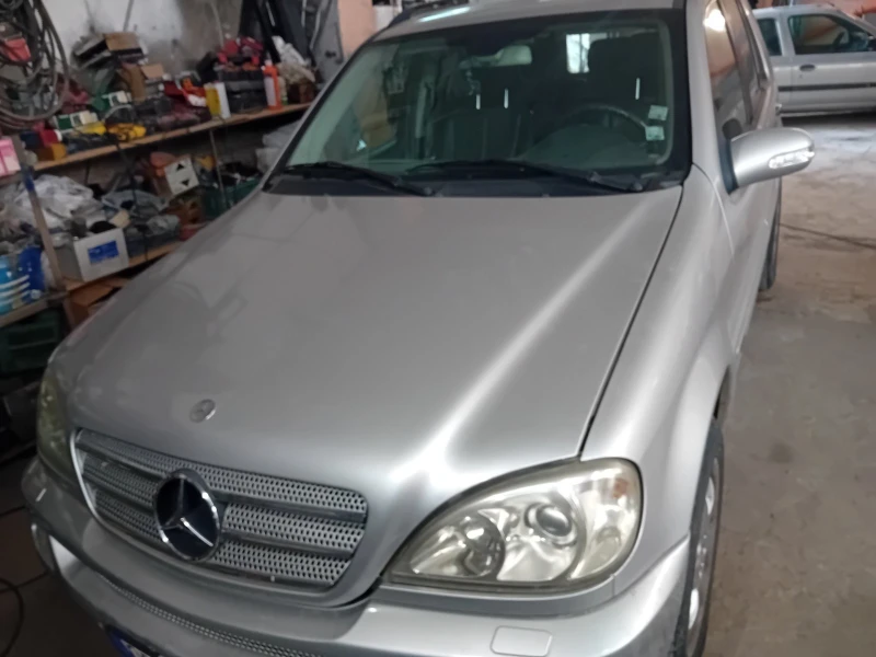 Mercedes-Benz ML 400