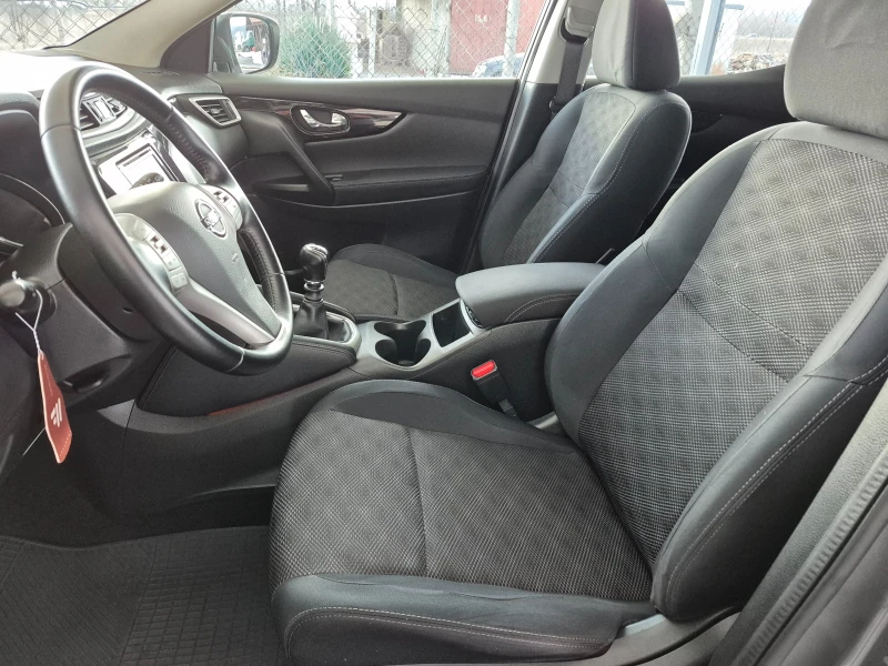 Nissan Qashqai 1.6  HDI      4×4, снимка 9 - Автомобили и джипове - 53025054