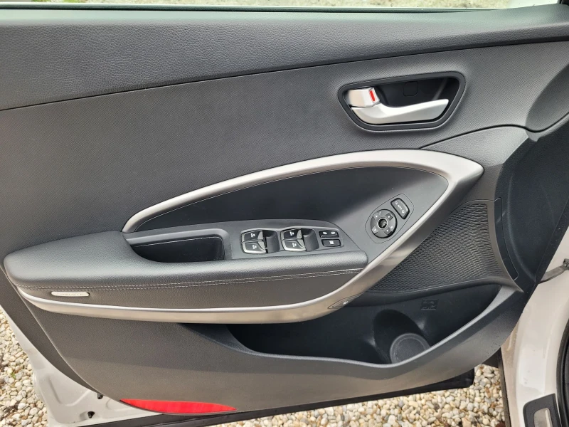 Hyundai Santa fe 2.2 CRDI 4X4 automatic , снимка 14 - Автомобили и джипове - 53053104