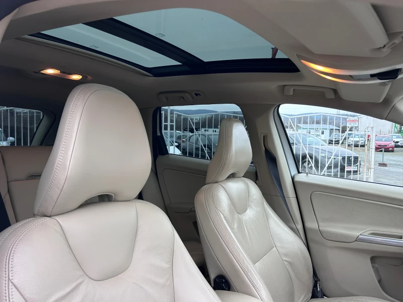 Volvo XC60 3.2i / SUMMUM / АВТОМАТИК / 4Х4 / DISTRONIC , снимка 13 - Автомобили и джипове - 53182830