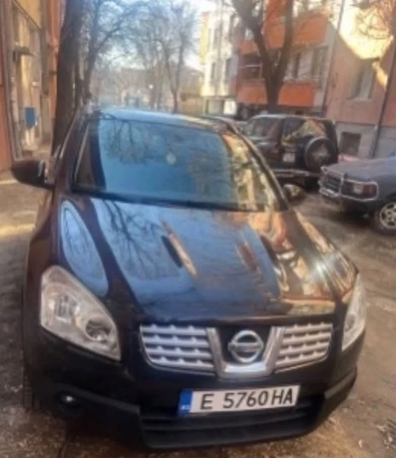Nissan Qashqai, снимка 4 - Автомобили и джипове - 56148086