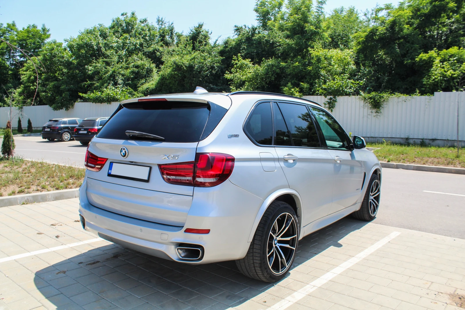 BMW X5 40e Plug in M Performance - изображение 5