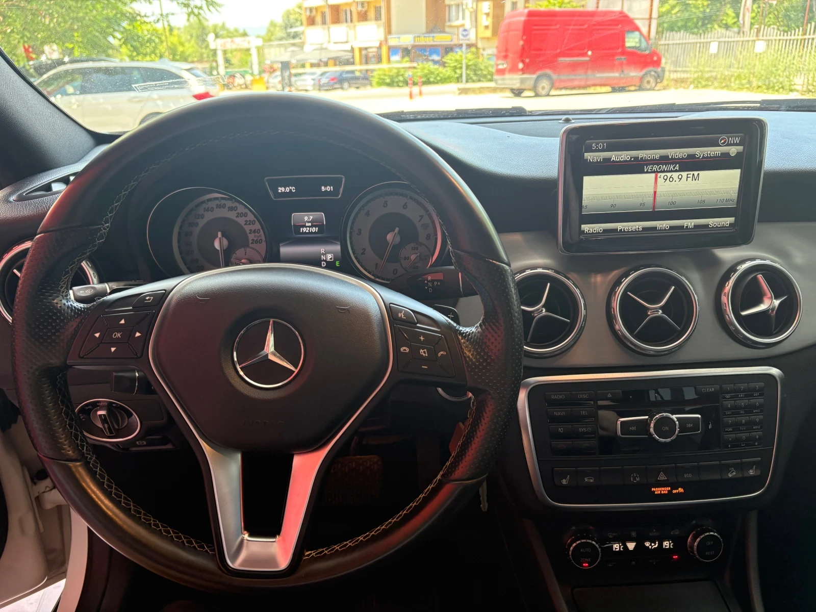 Mercedes-Benz GLA 250 Mercedes-Benz GLA 250 * AMG LINE * NAVI * CAMERA * - изображение 7