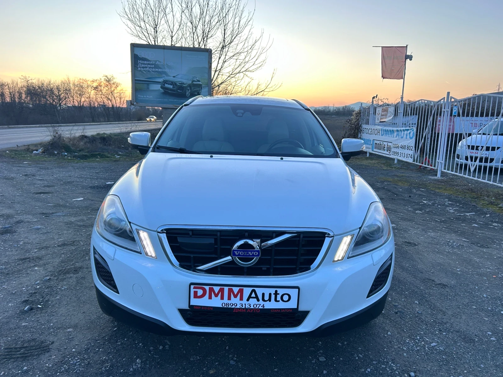 Volvo XC60 3.2i / SUMMUM / АВТОМАТИК / 4Х4 / DISTRONIC  - изображение 2