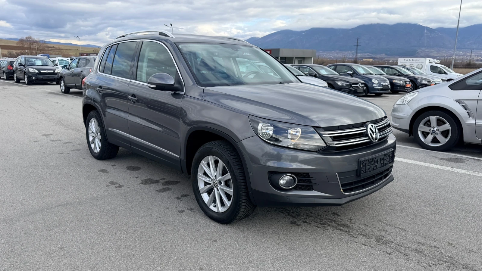 VW Tiguan 2.0TDI AVTOMATICI 4* 4 - изображение 2