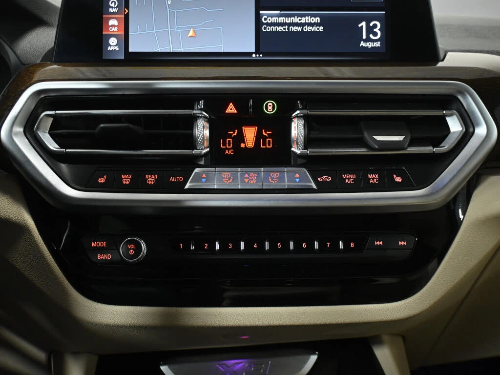 BMW X3 XDRIVE * CAMERA * LED * ПОДГРЕВ * NAVI, снимка 14 - Автомобили и джипове - 53810561