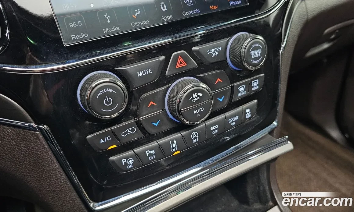 Jeep Grand cherokee 3.6 / OVERLAND / ОБДУХ / PANO / DISTRONIC / ВЪЗДУХ, снимка 13 - Автомобили и джипове - 54573996