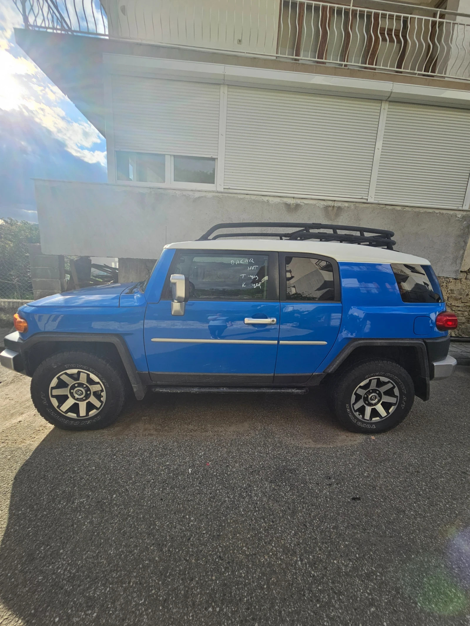 Toyota Fj cruiser, снимка 3 - Автомобили и джипове - 55220299