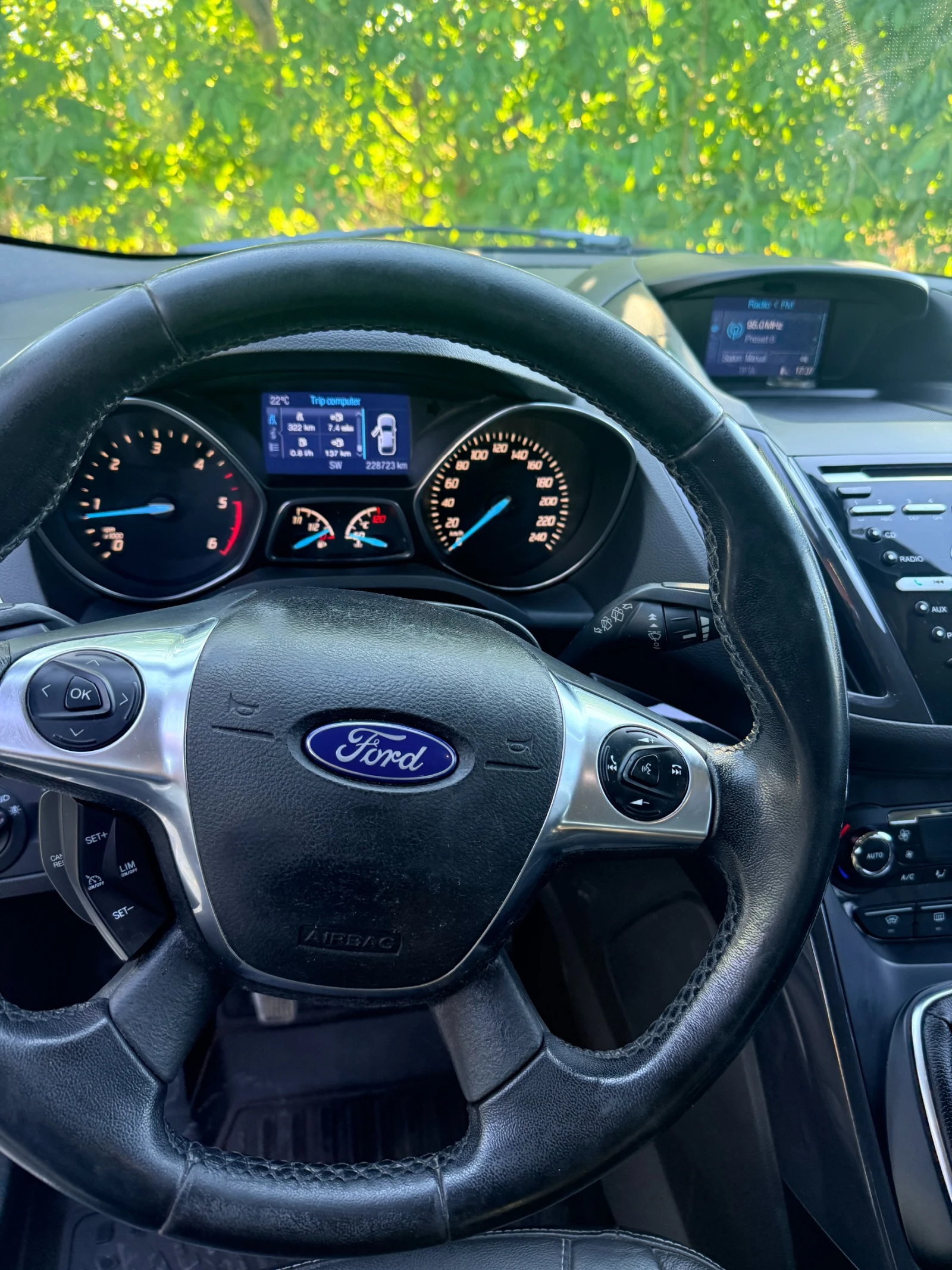 Ford Kuga Titanium, снимка 5 - Автомобили и джипове - 55698971