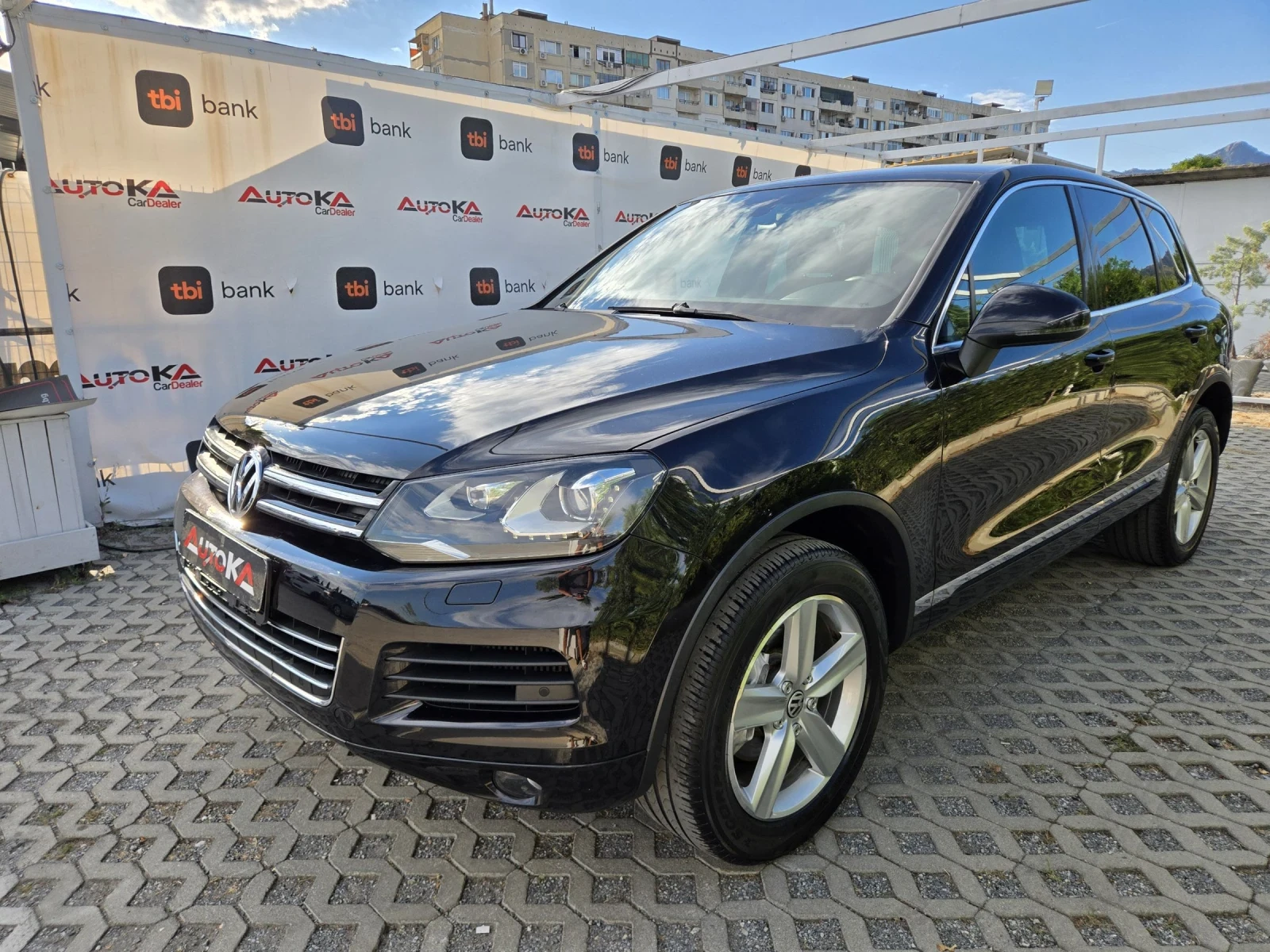 VW Touareg 3.0TDI-239кс= 8СК= 4Х4= LED= NAVI= ПОДГРЕВ, снимка 6 - Автомобили и джипове - 55729723