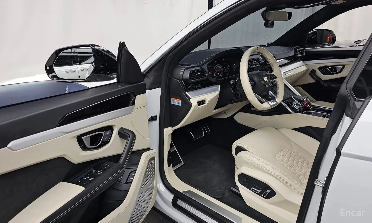 Lamborghini Urus 4.0 V8 , снимка 10 - Автомобили и джипове - 55879561