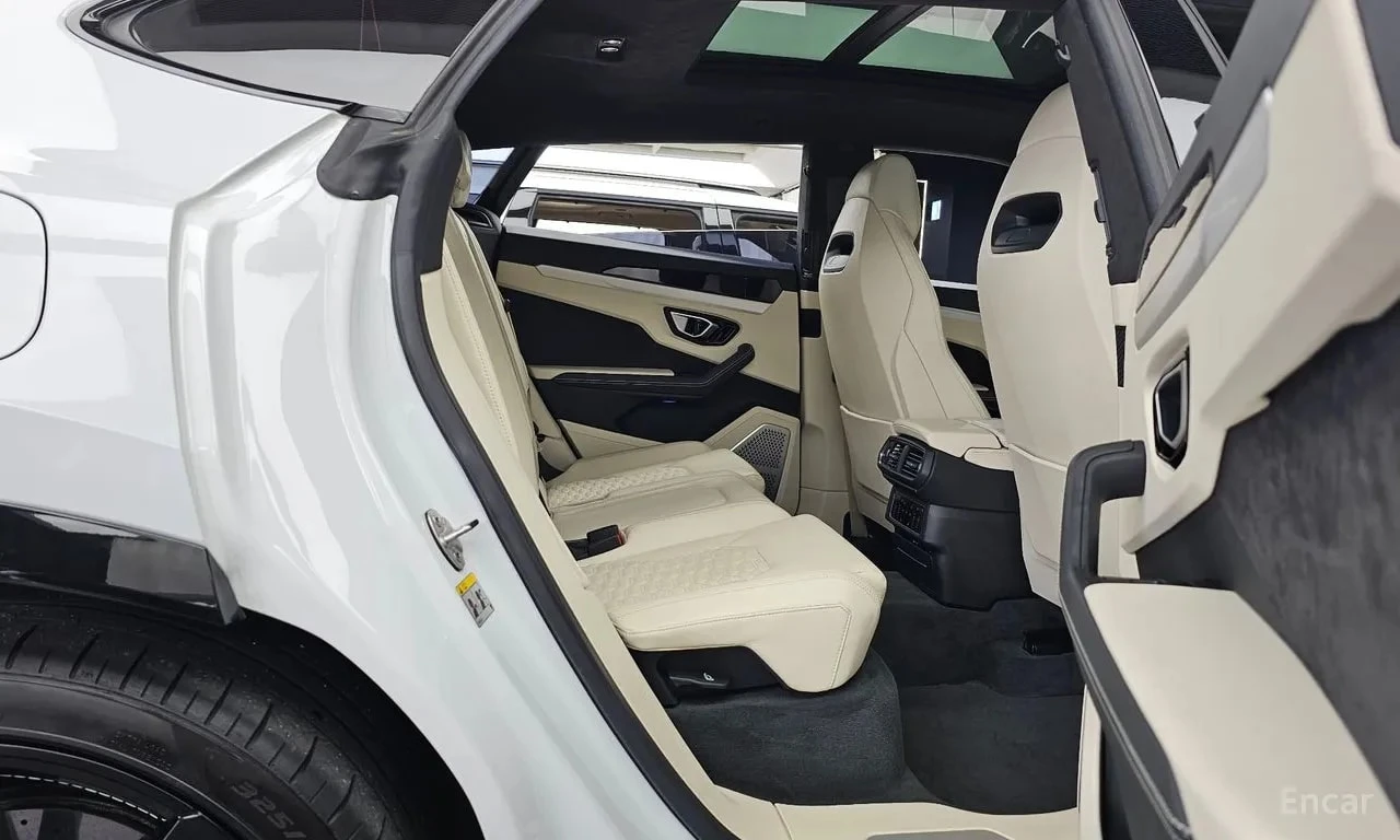 Lamborghini Urus 4.0 V8 , снимка 12 - Автомобили и джипове - 55879561