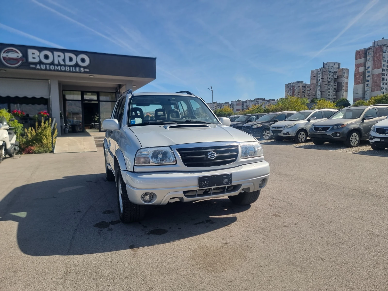 Suzuki Vitara 2.0TD KLIMA, снимка 9 - Автомобили и джипове - 56336437