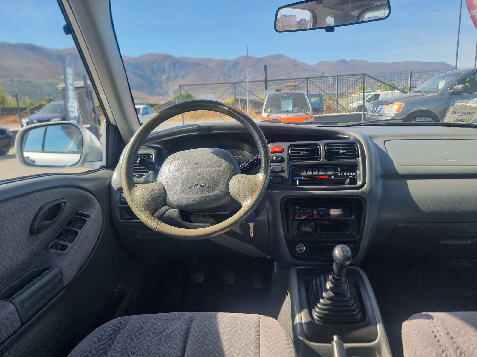 Suzuki Vitara 2.0TD KLIMA, снимка 12 - Автомобили и джипове - 56336437