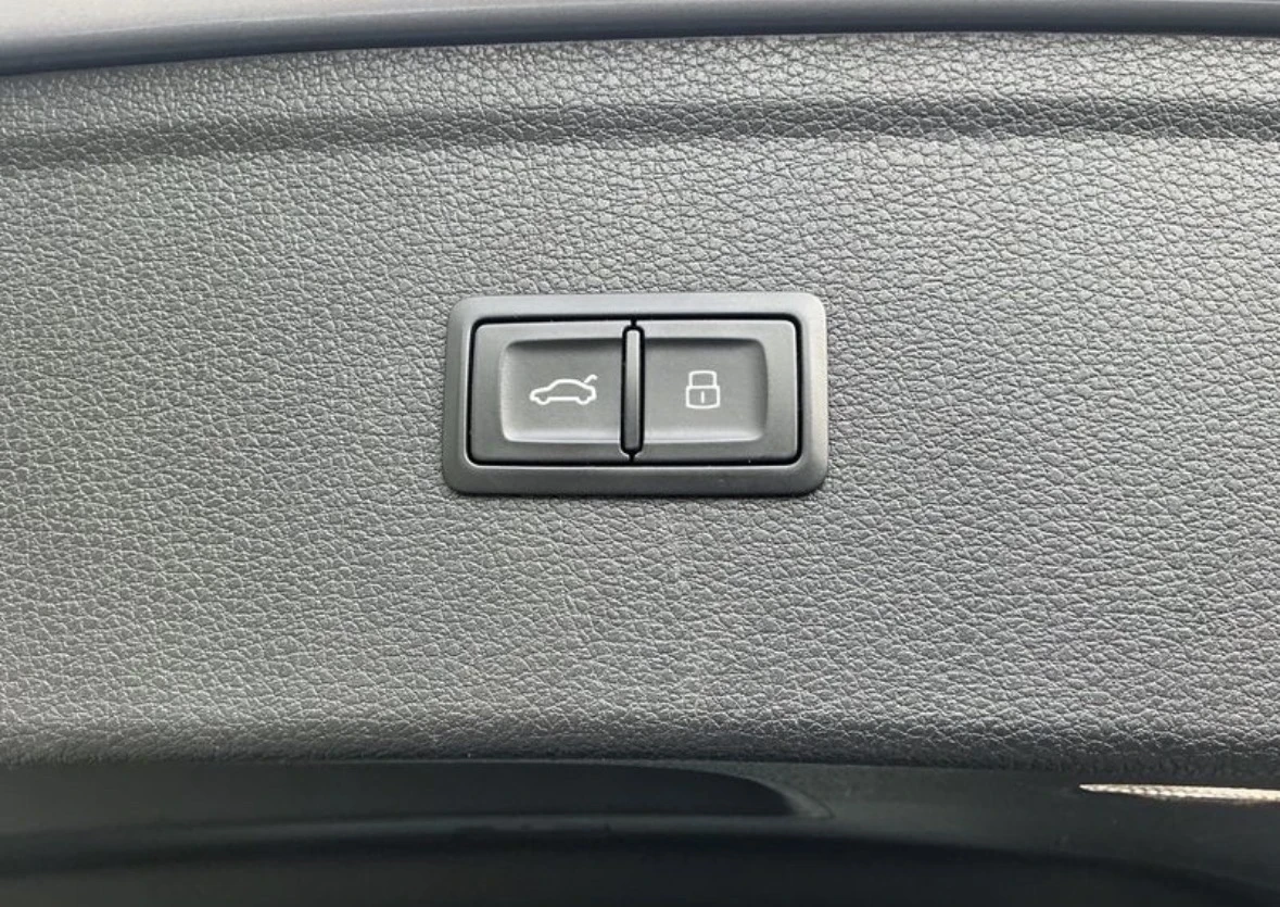 Audi Q5 2.0TDI 3xS-Line 190кс * 360* Virtual* Memory* Assi, снимка 13 - Автомобили и джипове - 56336673