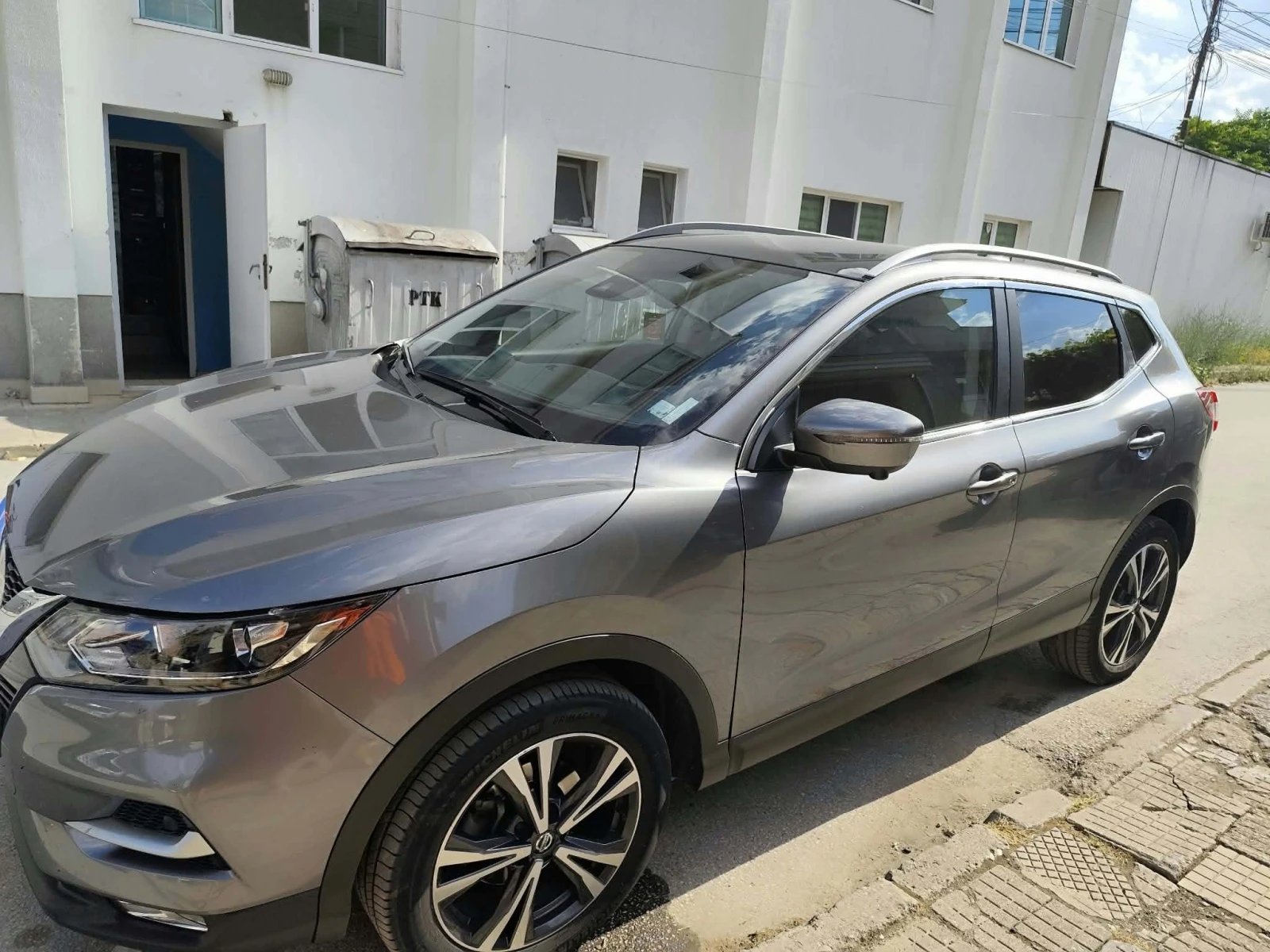 Nissan Qashqai, снимка 3 - Автомобили и джипове - 56509150