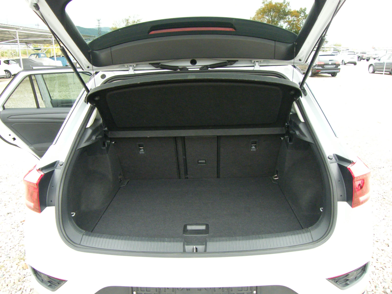 VW T-Roc 2.0 TDI NAVI EURO 6D | Mobile.bg � ����������� 10