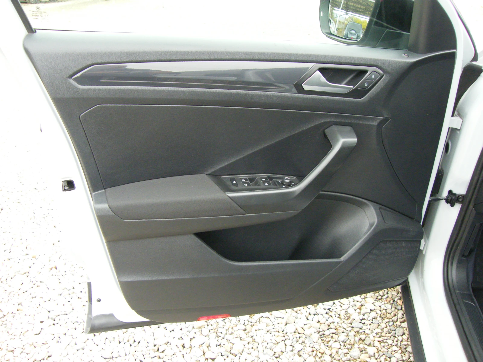 VW T-Roc 2.0 TDI NAVI EURO 6D | Mobile.bg � ����������� 7