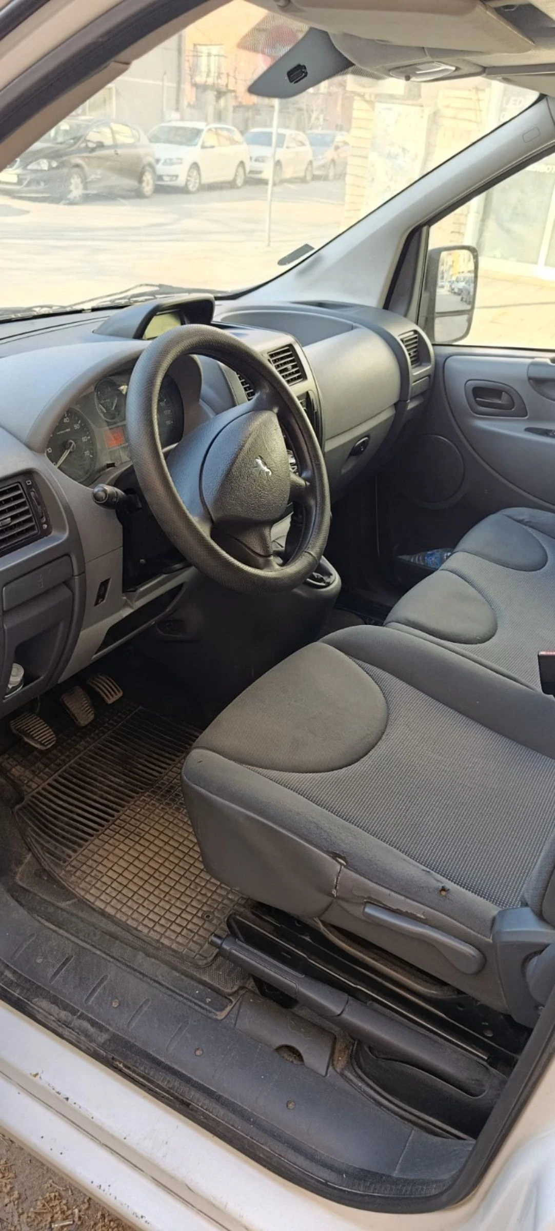 Peugeot Expert 1.6, снимка 7 - Бусове и автобуси - 54770183