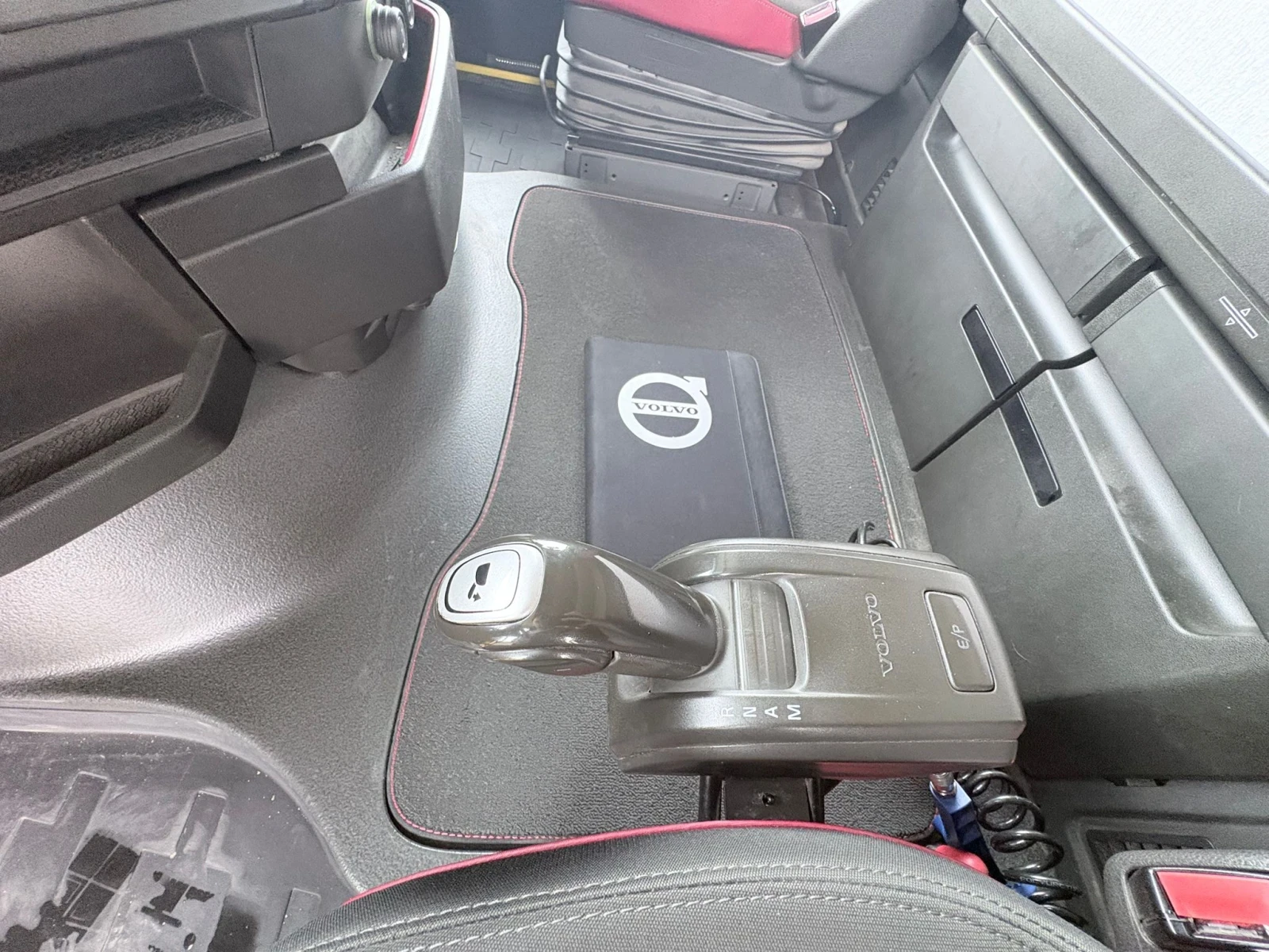 Volvo Fh 460 EURO 6* ������* ����� ����* ����� ����.������� | Mobile.bg � ����������� 13