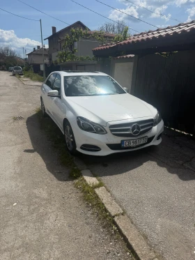 Mercedes-Benz E 220 Реални километри , снимка 3