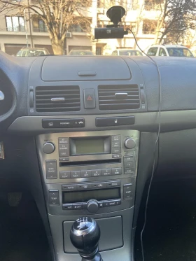 Обява за продажба на Toyota Avensis 2.0 D4D ~6 999 лв. - изображение 8