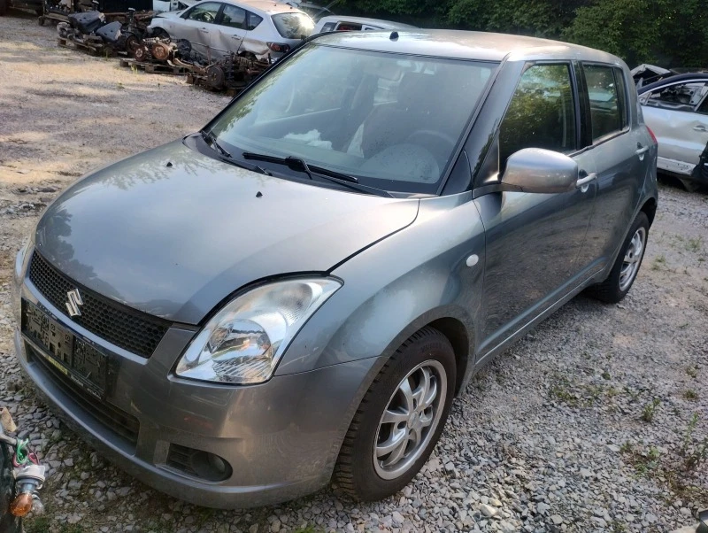 Suzuki Swift 1.3 2wD и 4х4, снимка 4 - Автомобили и джипове - 41316753