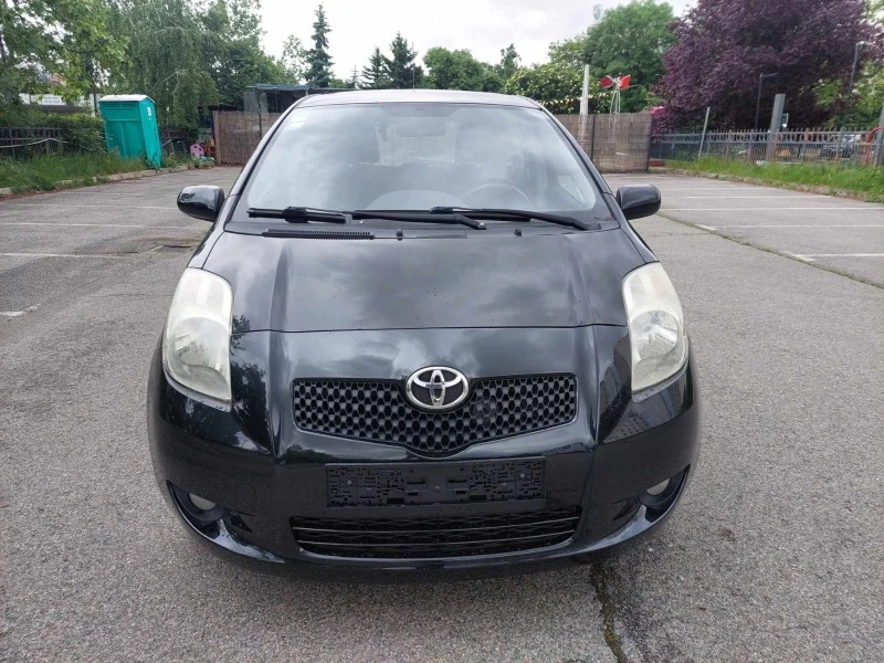 Toyota Yaris 1, 4d 90ps 104000km!!!, снимка 3 - Автомобили и джипове - 45747853