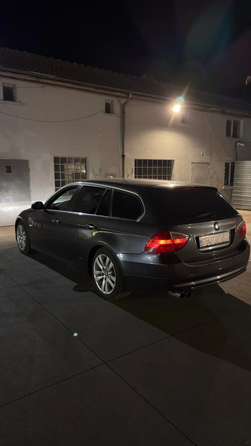 BMW 330, снимка 2 - Автомобили и джипове - 47336473