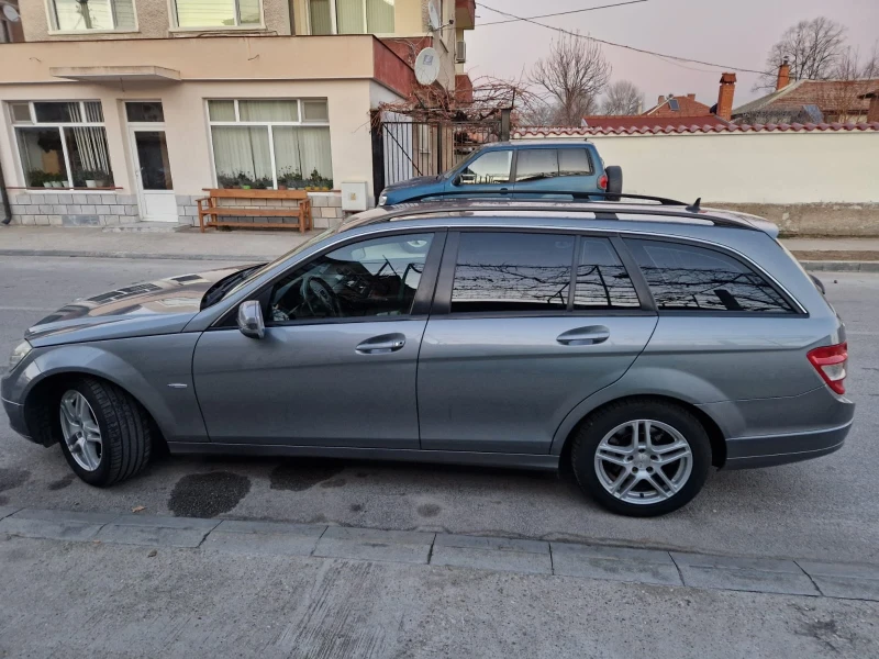 Mercedes-Benz C 220, снимка 5 - Автомобили и джипове - 48603741