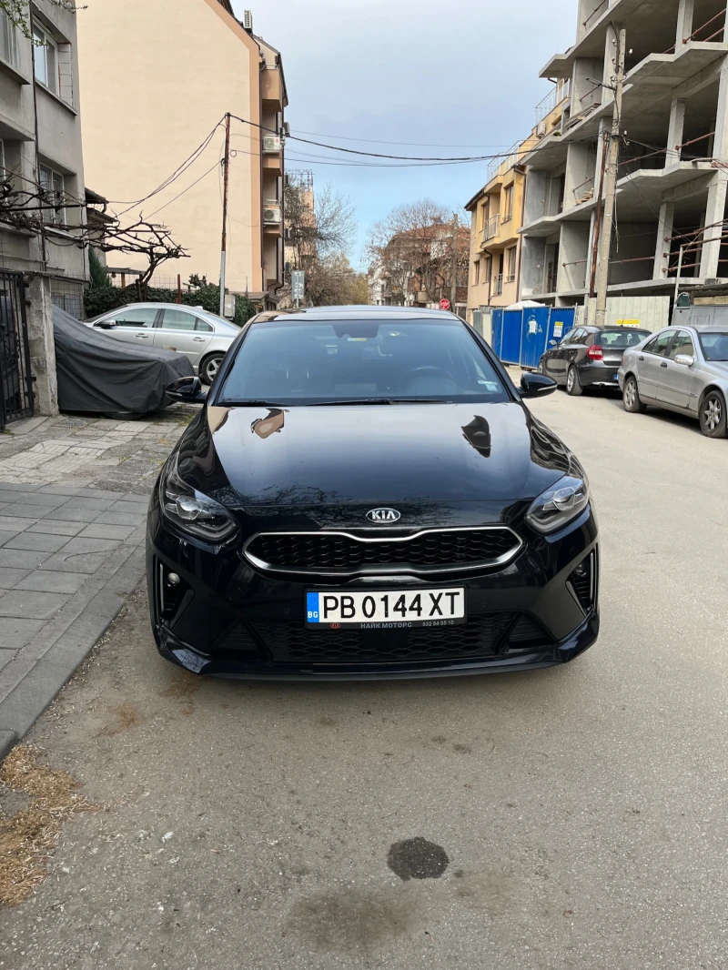 Kia Ceed GT line, снимка 1 - Автомобили и джипове - 49596978