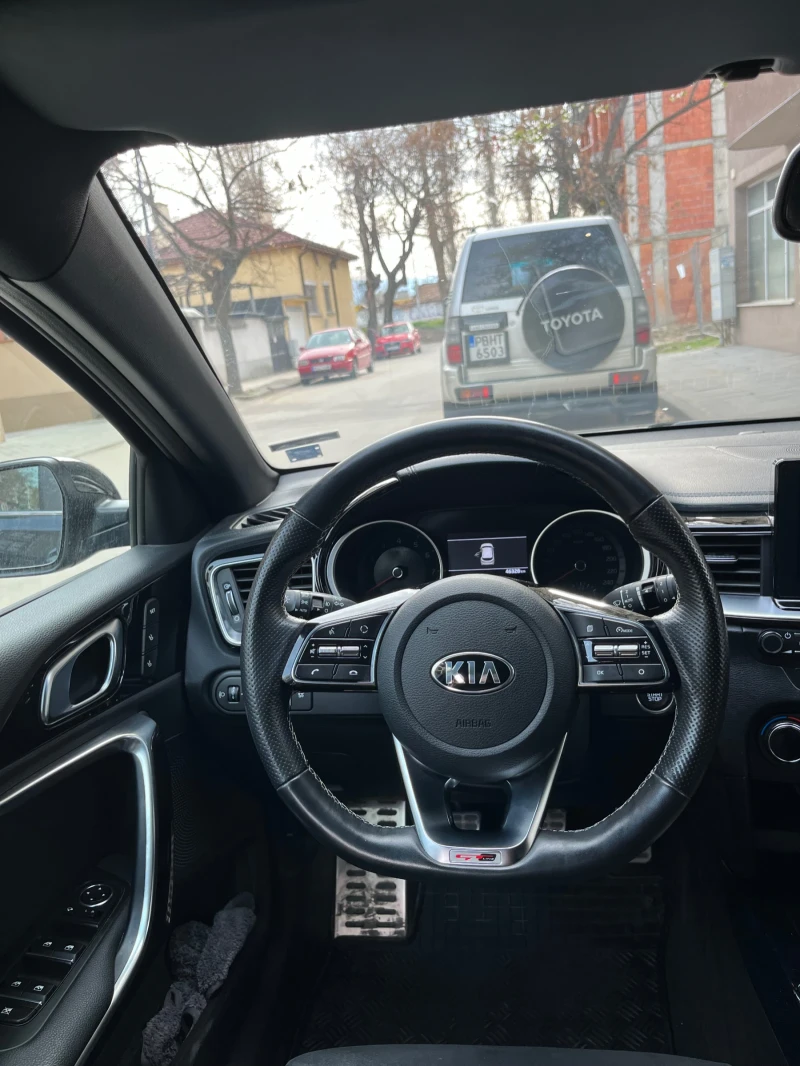 Kia Ceed GT line, снимка 10 - Автомобили и джипове - 49596978