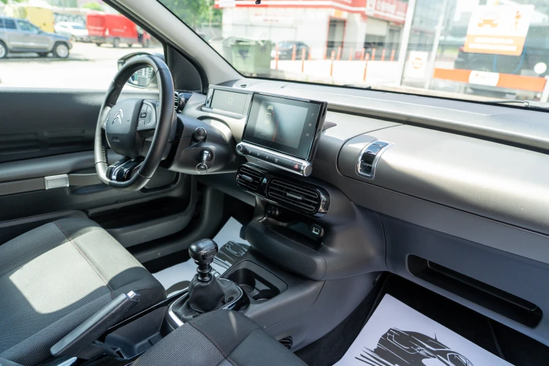 Citroen C4 Cactus 1.5 dCi, снимка 8 - Автомобили и джипове - 50448650