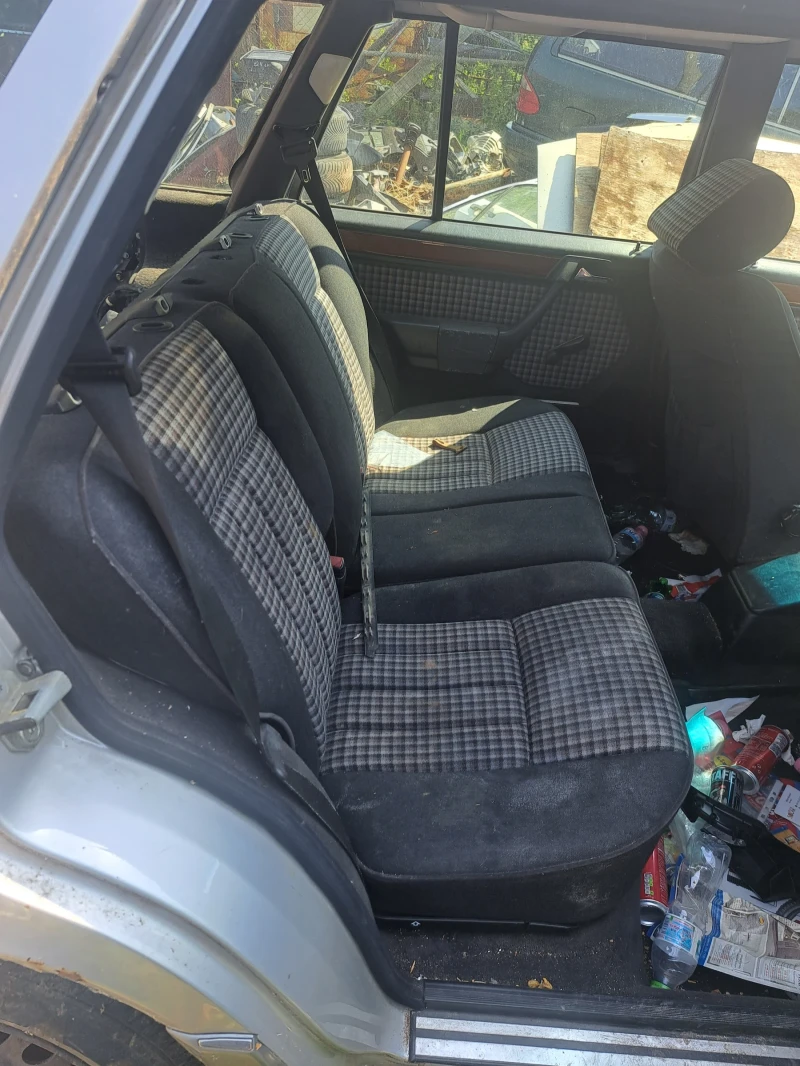 Mercedes-Benz 124 2.0, снимка 4 - Автомобили и джипове - 52158535