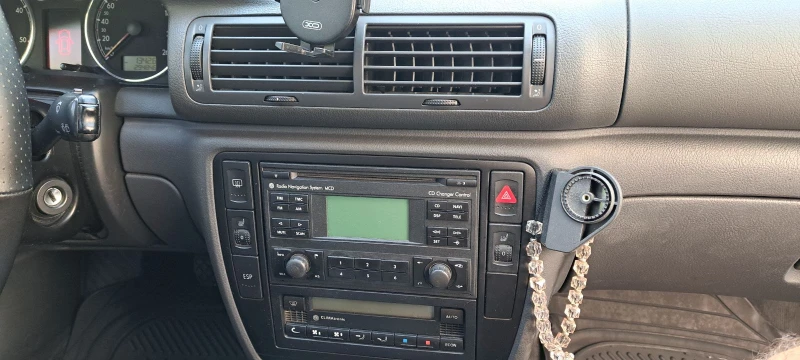 VW Passat, снимка 5 - Автомобили и джипове - 52384561