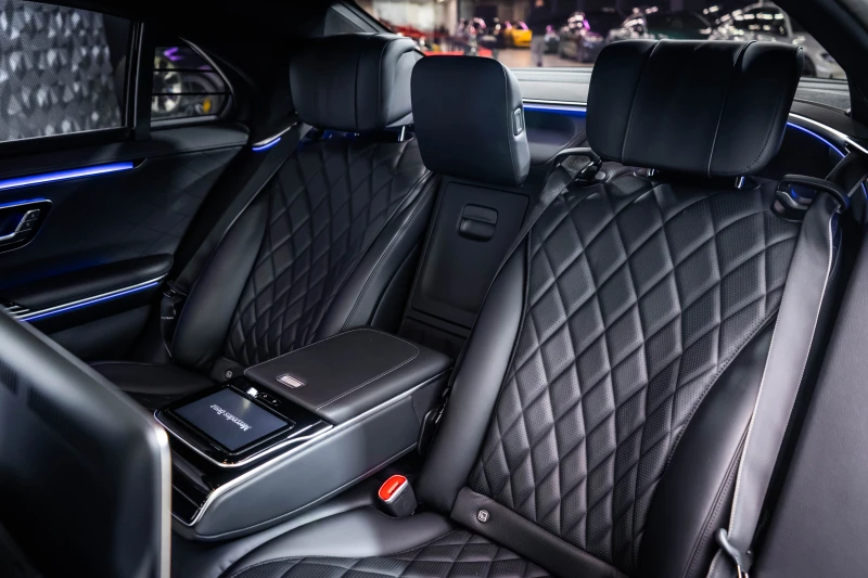 Mercedes-Benz S 350 L d 4M AMG* Pano* Burm, снимка 16 - Автомобили и джипове - 52008185