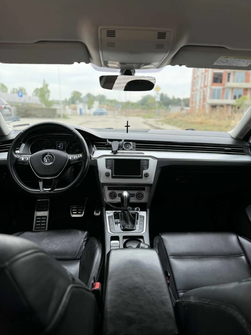 VW Passat 1.6 7скорости, снимка 13 - Автомобили и джипове - 52643515