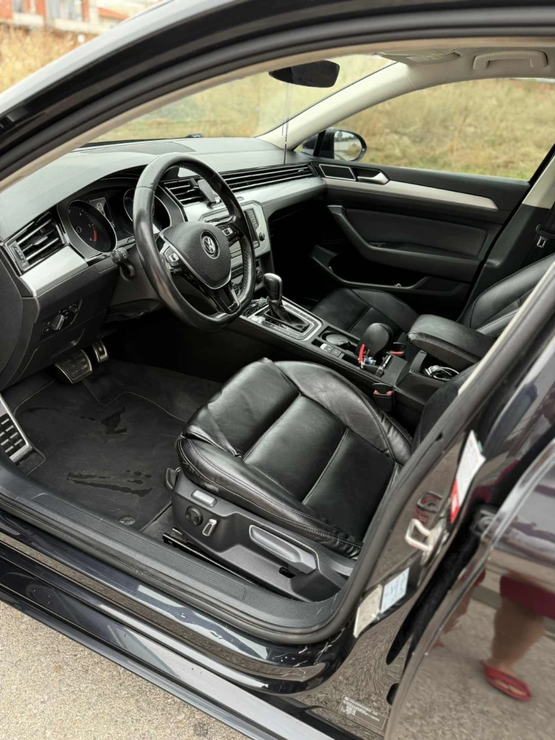 VW Passat 1.6 7скорости, снимка 12 - Автомобили и джипове - 52643515
